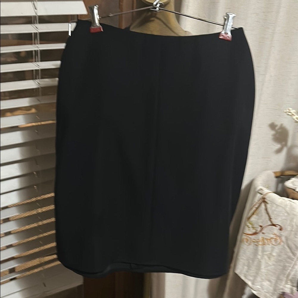 Elegant deep navy blue Skirt - Picture 4 of 7